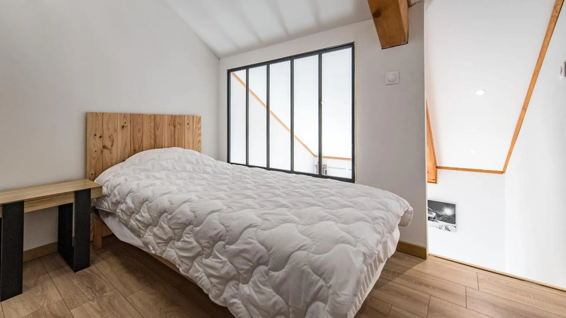 220M Apartment With Terrace For 14 People Saint-Jean-de-Maurienne 0*,  França
